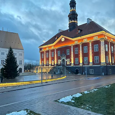 Town Hall Square View Self Check-in * نارفا