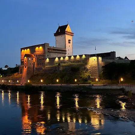 Apartament Town Hall Square View *