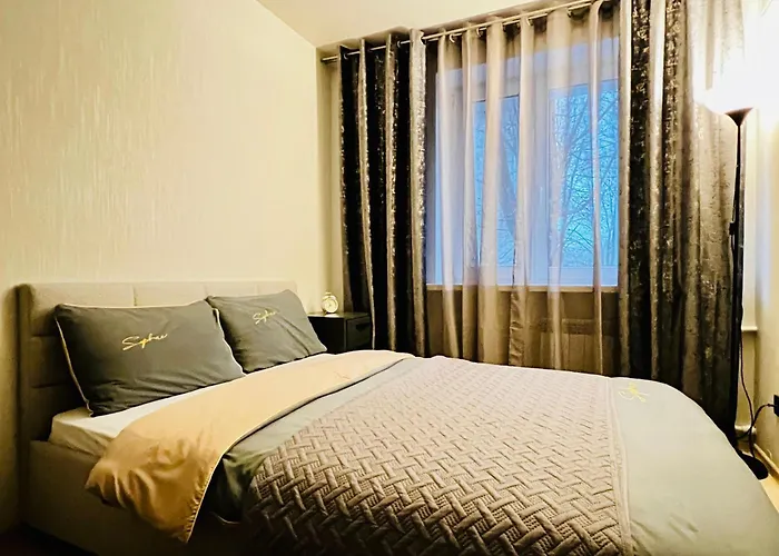 Town Hall Square View Apartament