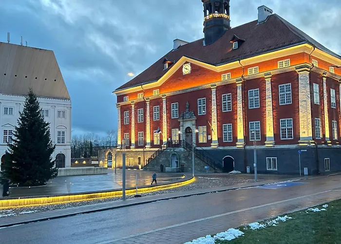 Town Hall Square View * Narwa